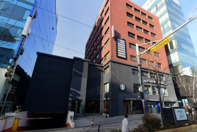 신논현역 대유빌딩 (신논현역 2번 출구방향)